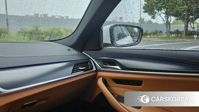 BMW 5 Series (G30) 2023 Белый из Кореи, фото 5