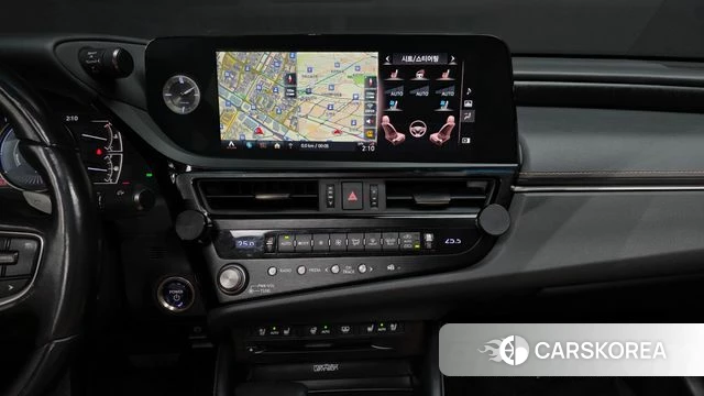 Lexus ES300h 7th generation 2022 Серый из Кореи, фото 5