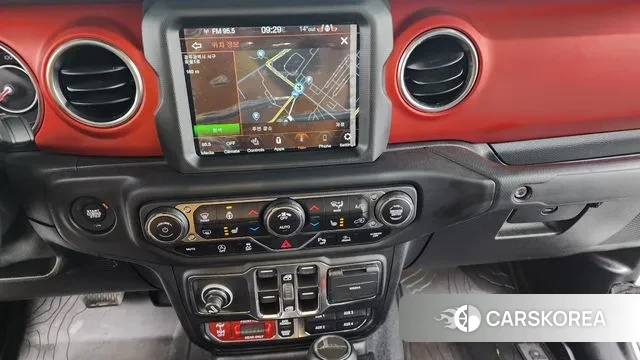 Jeep Gladiator (JT) 2021 Белый из Кореи, фото 5