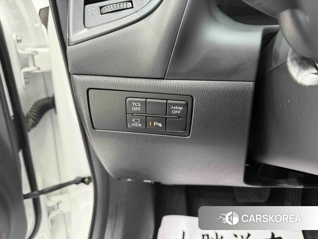 Mazda CX-4 2023 Белый из Китая, фото 5