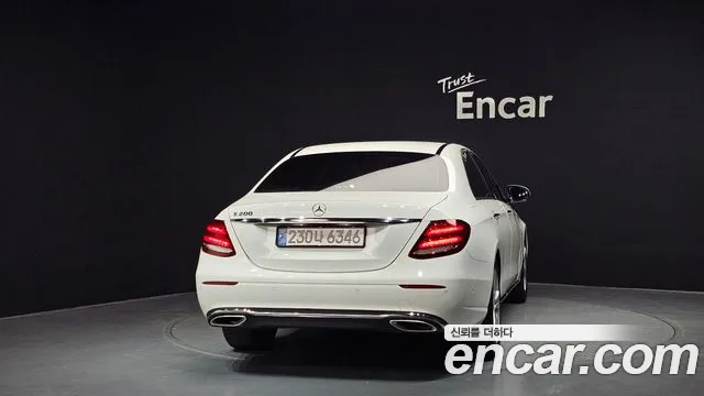 Mercedes-Benz E-Class W213 2018 Белый из Кореи, фото 5
