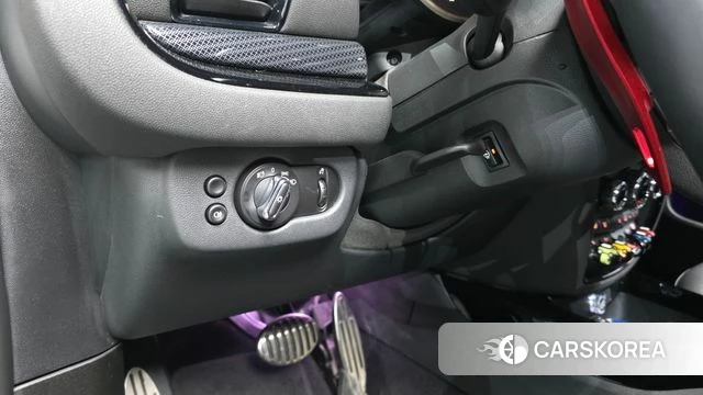 Mini Cooper S Clubman 2022 Серебристо-серый из Кореи, фото 5