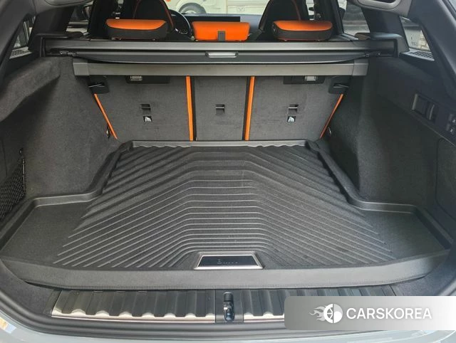 BMW M3 (G80) 2024 Светло-серебряный цвет из Кореи, фото 5