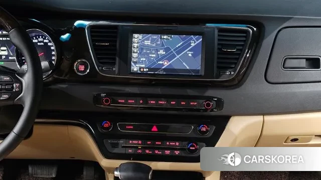Kia The New Carnival 2019 Белый из Кореи, фото 5