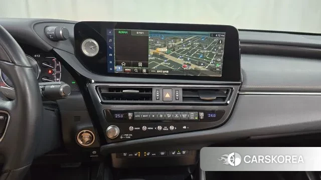 Lexus ES300h 7th generation 2022 Белый из Кореи, фото 5