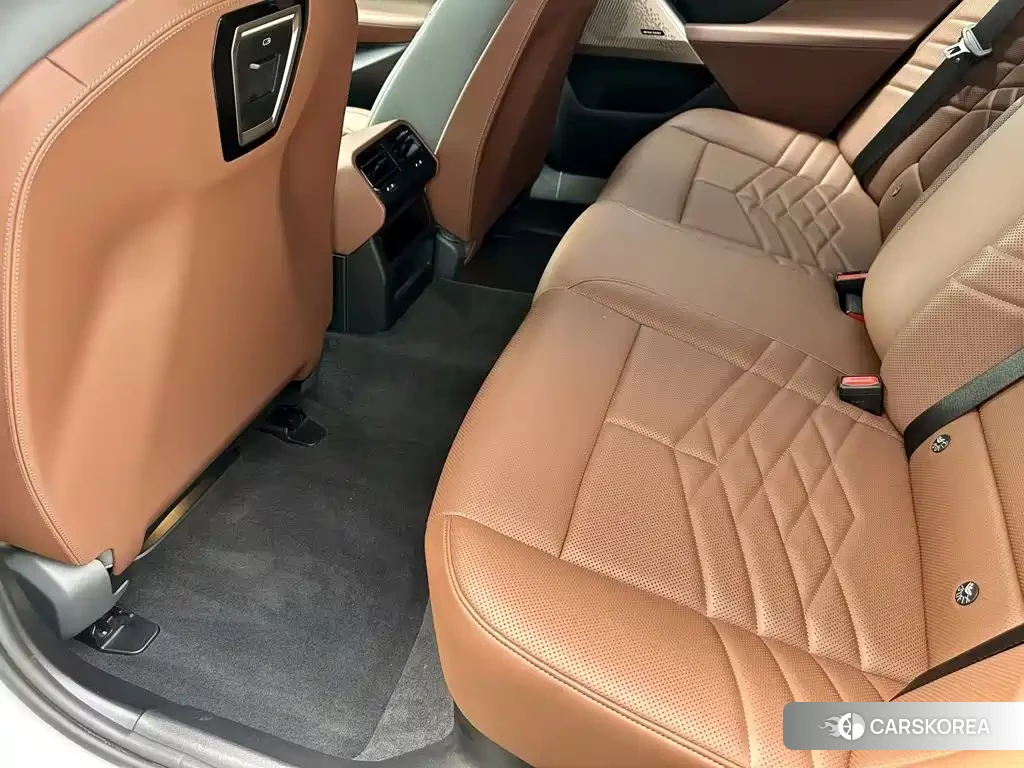 BMW i5 2024 Белый из Китая, фото 5
