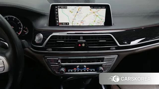 BMW 7 Series (G11) 2019 Черный из Кореи, фото 5