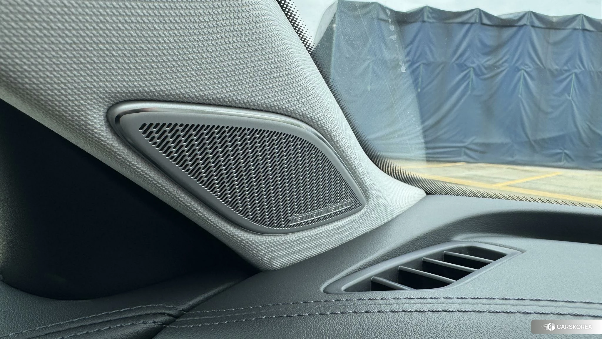 Volkswagen Magotan 2024 Черный из Китая, фото 5