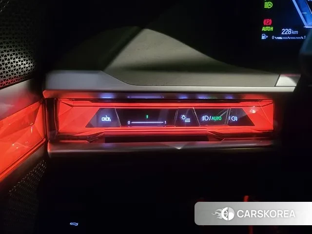 BMW 7 Series (G70) 2023 Черный из Кореи, фото 5