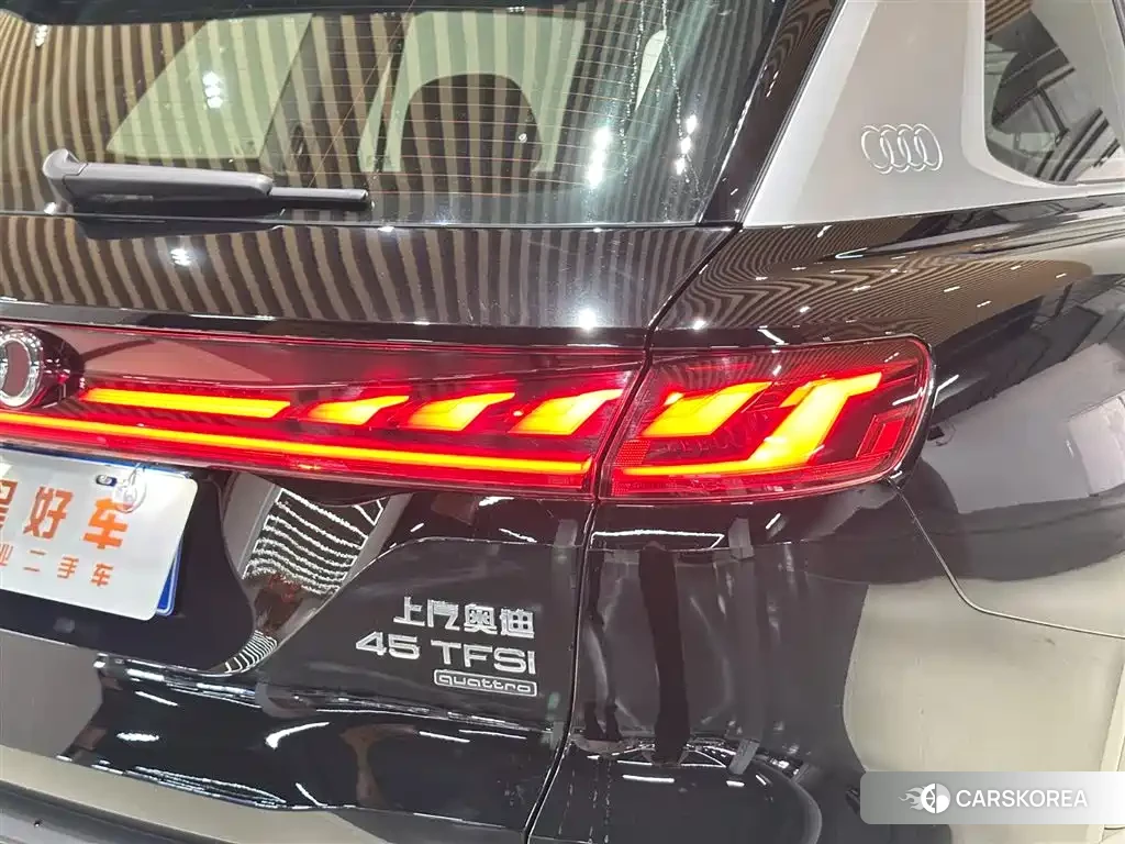 Audi Q6 2025 Черный из Китая, фото 5