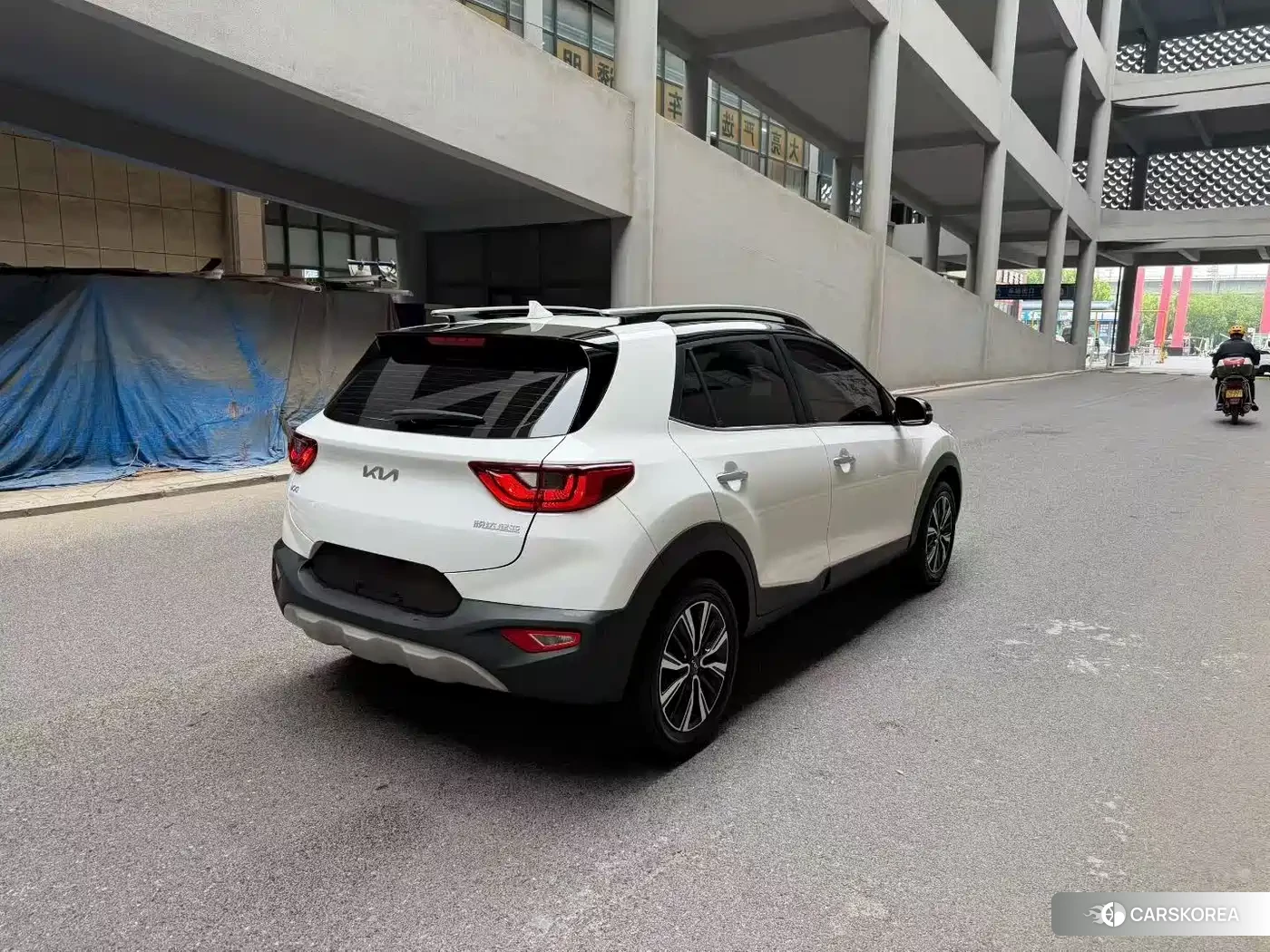 Kia KX1 2023 Белый из Китая, фото 5