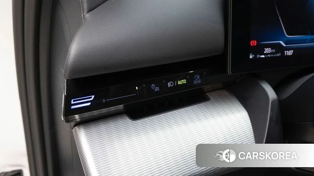 BMW 5 Series (G60) 2024 Белый из Кореи, фото 5
