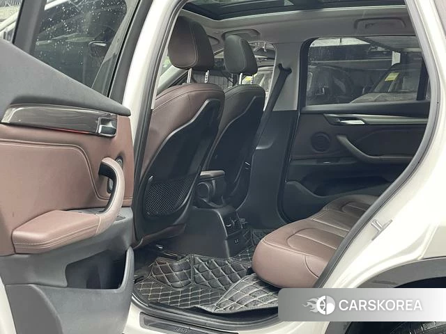 BMW X1 id 4209706 из Китая 5
