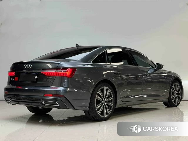 Audi A6L 2021 Темно-серый из Китая, фото 5