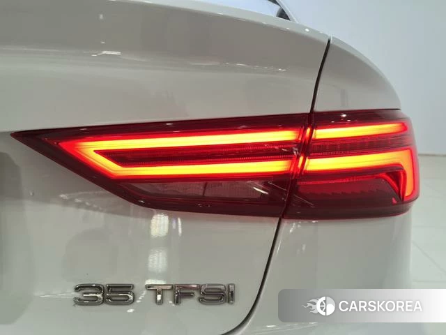 Audi A3 2018 Белый из Китая, фото 5