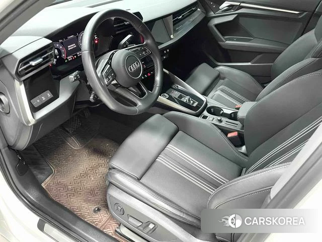 Audi A3 2023 Белый из Китая, фото 5