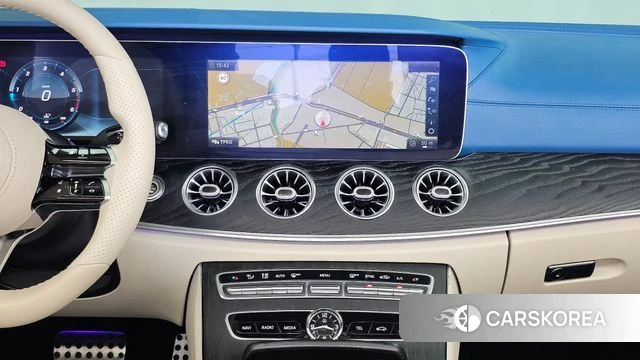 Mercedes-Benz E-Class W213 2018 Белый из Кореи, фото 5