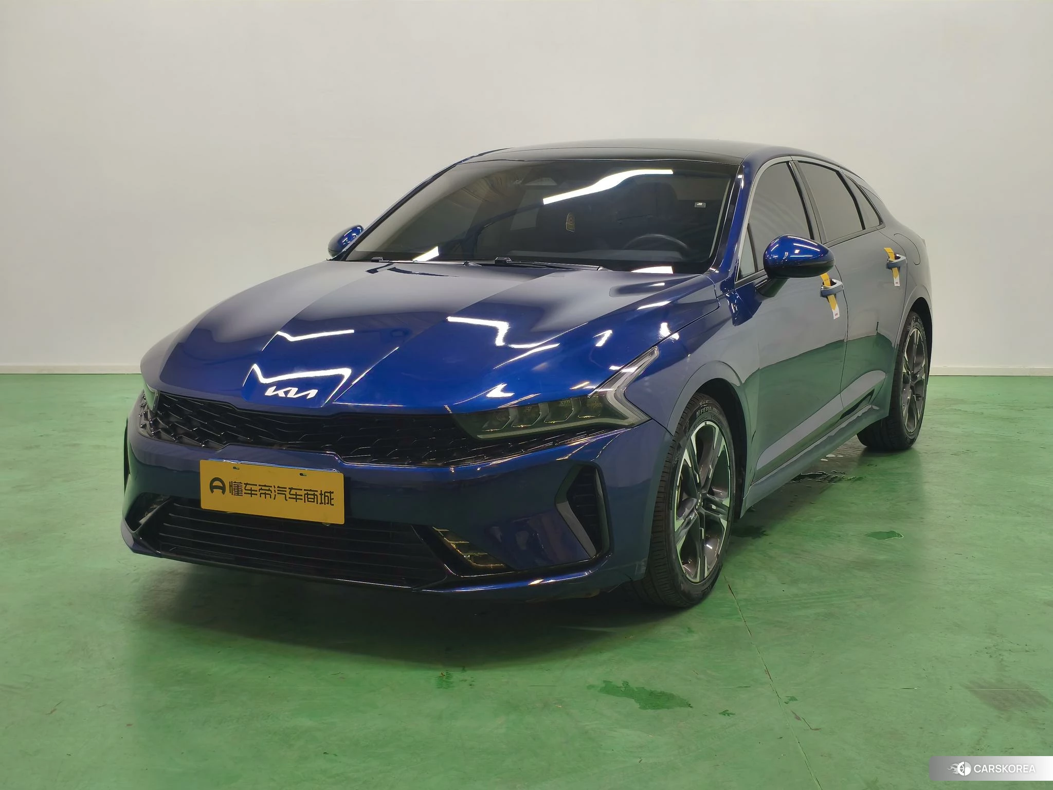 Kia K5 2021 Синий из Китая, фото 5