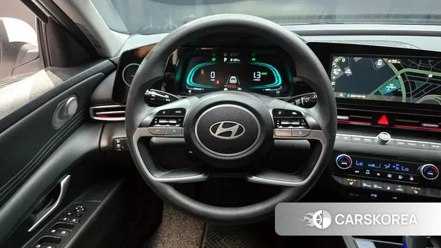 Hyundai The New Avante Hybrid (CN7) 2024 Белый из Кореи, фото 5