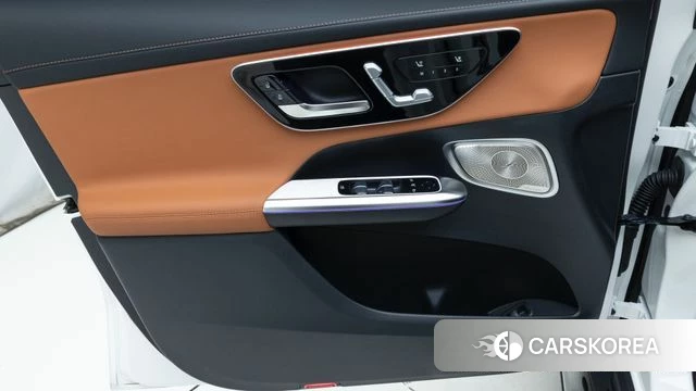 Mercedes-Benz GLC-Class X254 2025 Белый из Кореи, фото 5