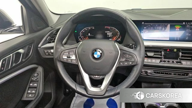 BMW 1 Series (F40) 2021 Белый из Кореи, фото 5