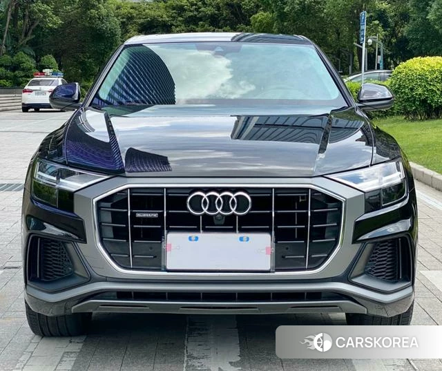 Audi Q8 2021 Черный из Китая, фото 5