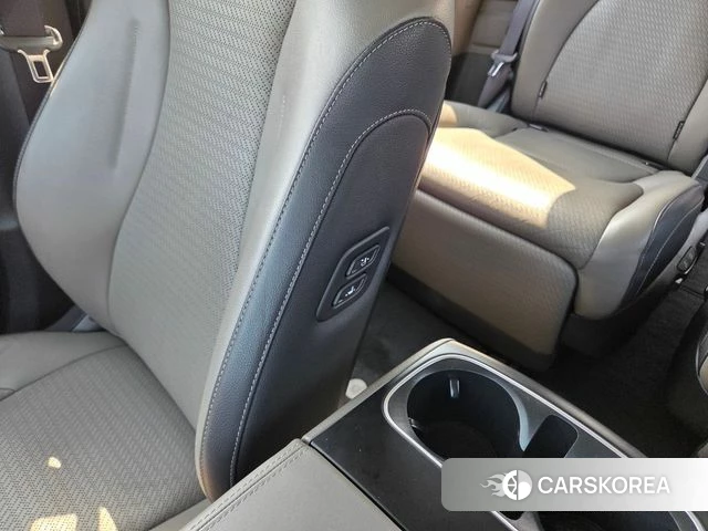 Kia The New Carnival 4th Generation 2023 Черный из Кореи, фото 5