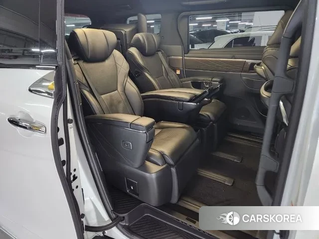 Toyota Alphard 4th Generation 2023 Белый из Кореи, фото 5