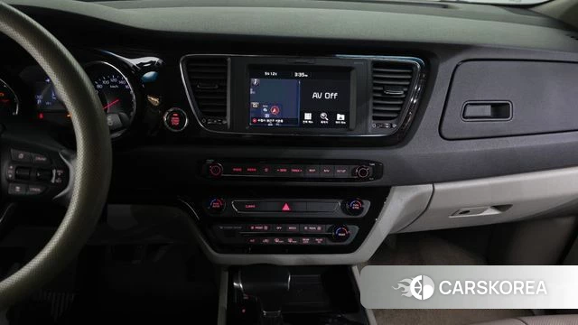 Kia The New Carnival 2018 Белый из Кореи, фото 5