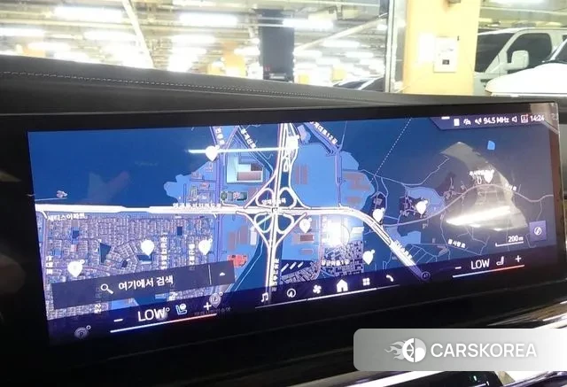 BMW 7 Series (G70) 2025 Черный из Кореи, фото 5