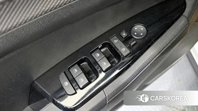 Kia Sportage 5th Generation 2022 Белый из Кореи, фото 5