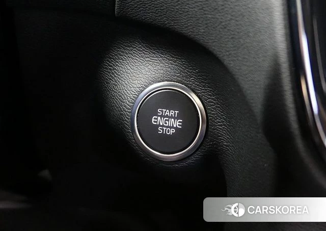 Volvo XC40 2021 Жемчужный цвет из Кореи, фото 5