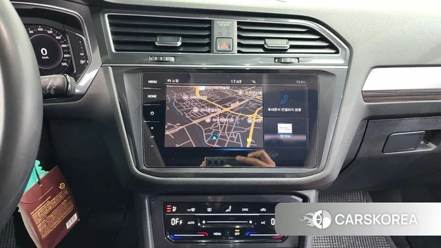 Volkswagen Tiguan Allspace 2022 Белый из Кореи, фото 5