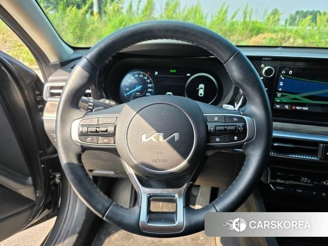 Kia K5 3rd generation 2023 Серый из Кореи, фото 5