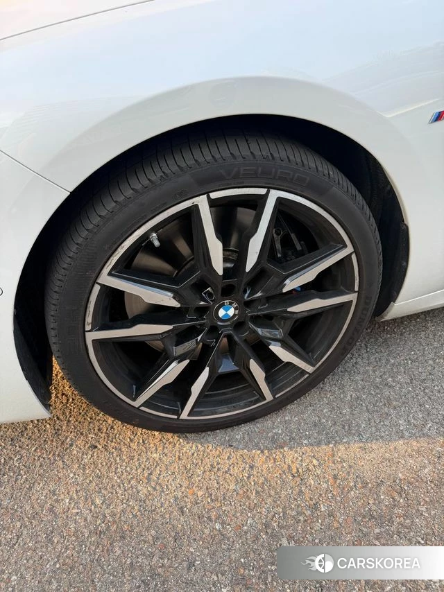 BMW 8 Series (G15) 2025 Белый из Кореи, фото 5