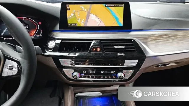 BMW 5 Series (G30) 2020 Черный из Кореи, фото 5