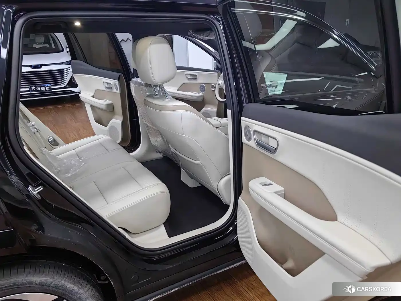 Toyota Platinum Wisdom 3X 2026 Черный из Китая, фото 5