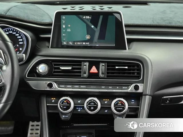 Genesis G70 2018 Черный из Кореи, фото 5