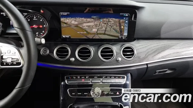 Mercedes-Benz E-Class W213 2020 Белый из Кореи, фото 5