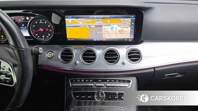 Mercedes-Benz E-Class W213 2019 Белый из Кореи, фото 5