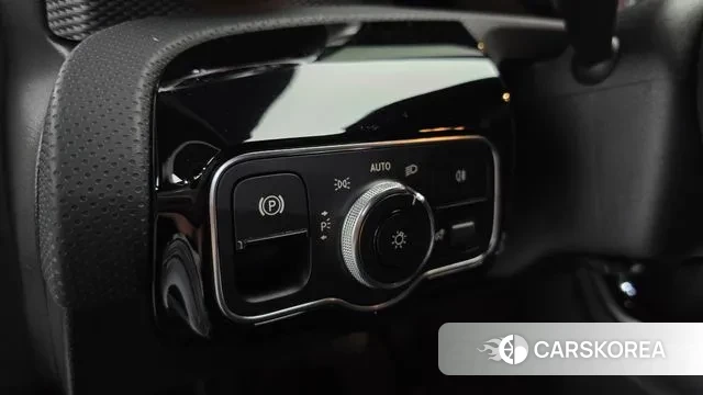 Mercedes-Benz A-Class W177 2022 Белый из Кореи, фото 5