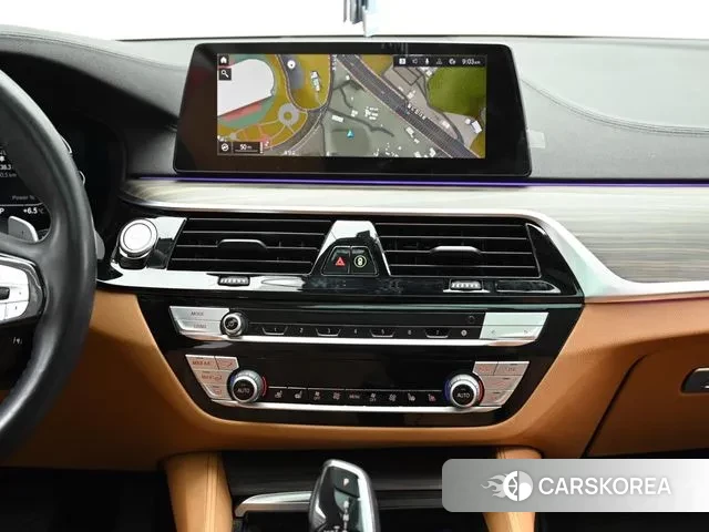 BMW 5 Series (G30) 2020 Белый из Кореи, фото 5