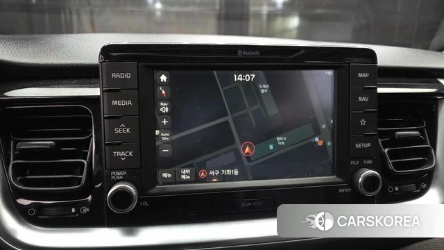 Kia Stonic 2018 Красный из Кореи, фото 5