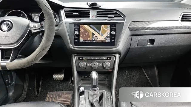 Volkswagen Tiguan second Generation 2020 Белый из Кореи, фото 5