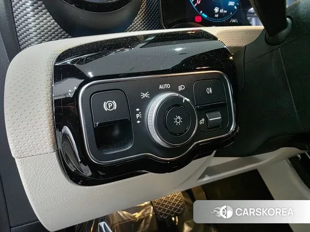 Mercedes-Benz A-Class W177 2022 Белый из Кореи, фото 5