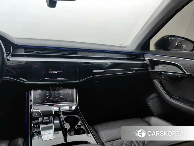 Audi A8 2021 Черный из Китая, фото 5