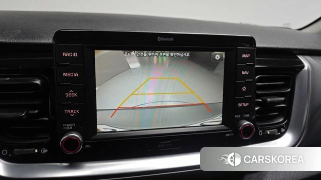 Kia Stonic 2018 Белый из Кореи, фото 5
