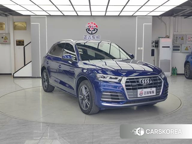 Audi Q5L 2021 Синий из Китая, фото 5