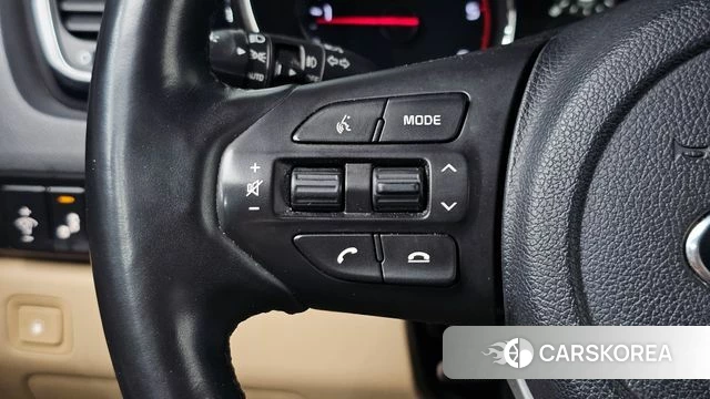 Kia The New Carnival 2018 Белый из Кореи, фото 5