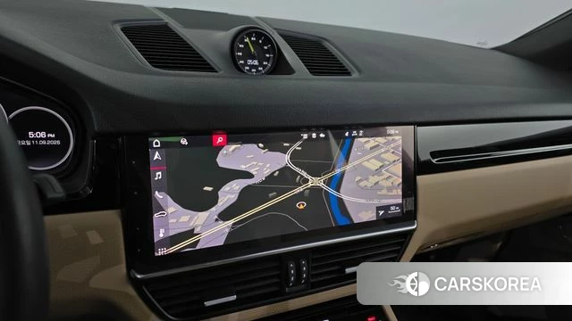 Porsche Cayenne (PO536) 2021 Черный из Кореи, фото 5